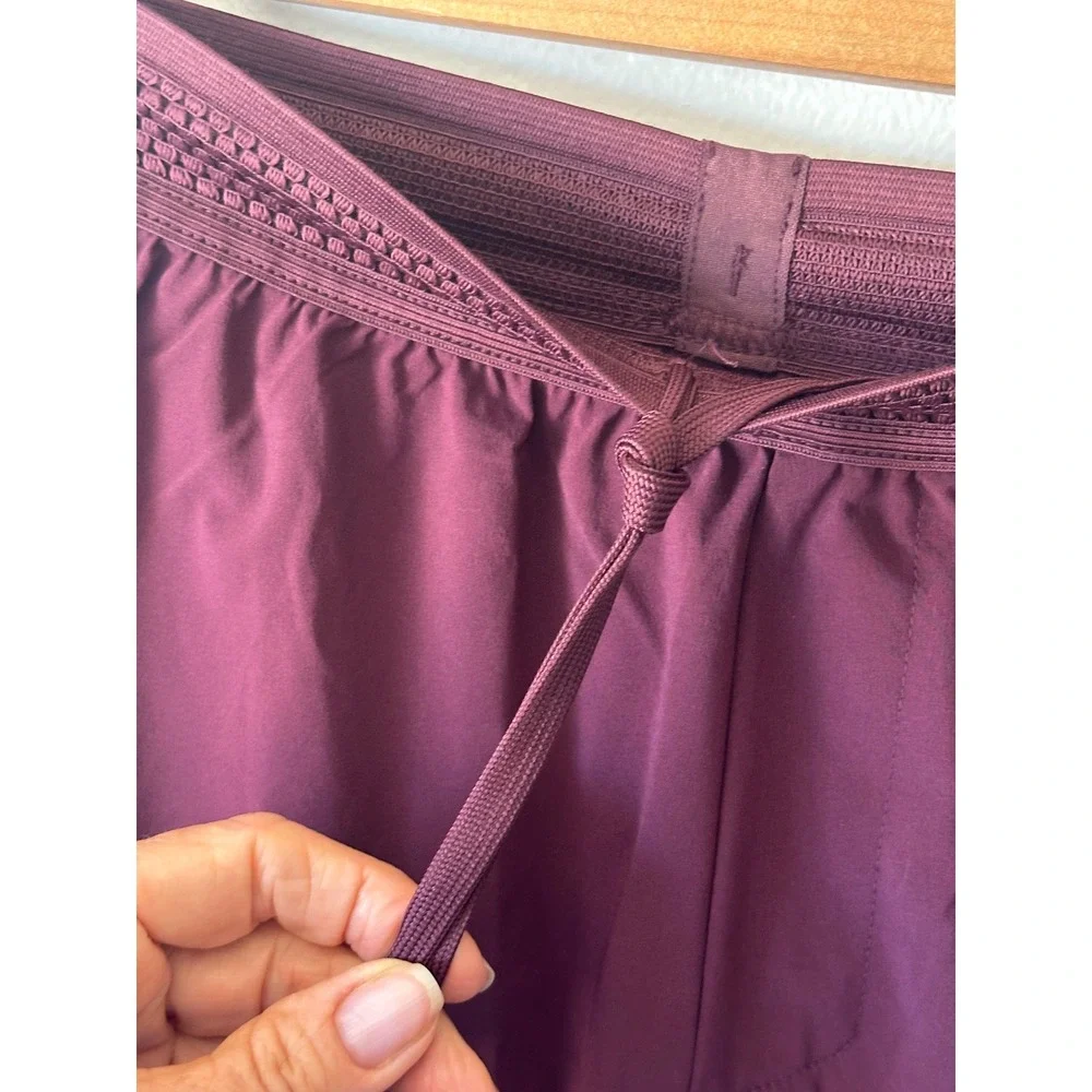 Ten Thousand Mens Session Shorts Size‎ Small Maroon Unlined Training Running